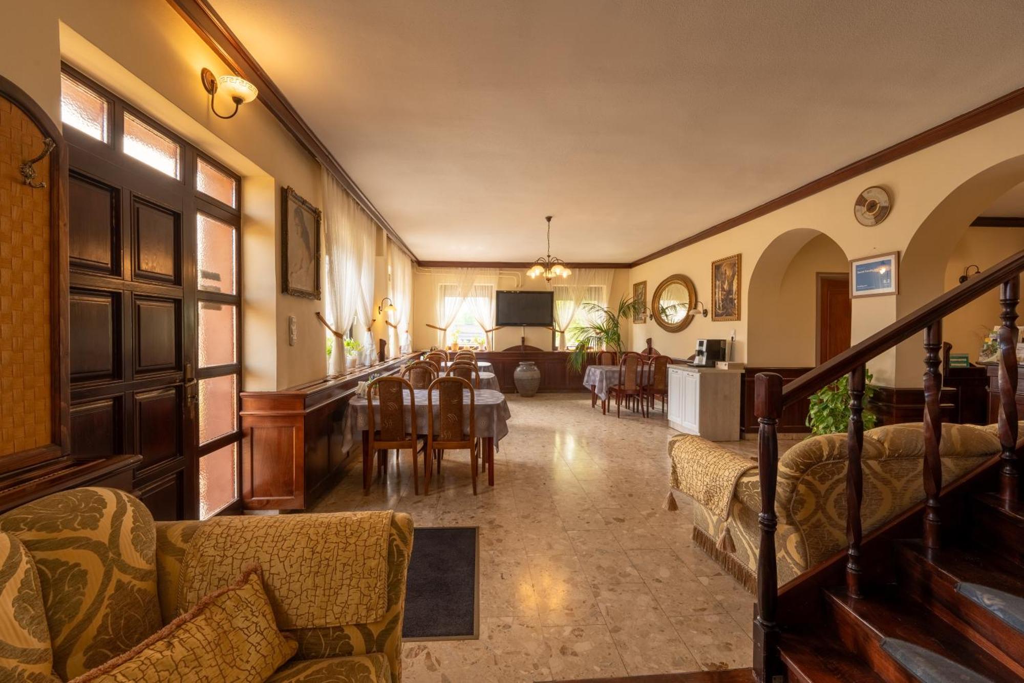Bed and Breakfast Szenti Vendeghaz Győr Exterior foto